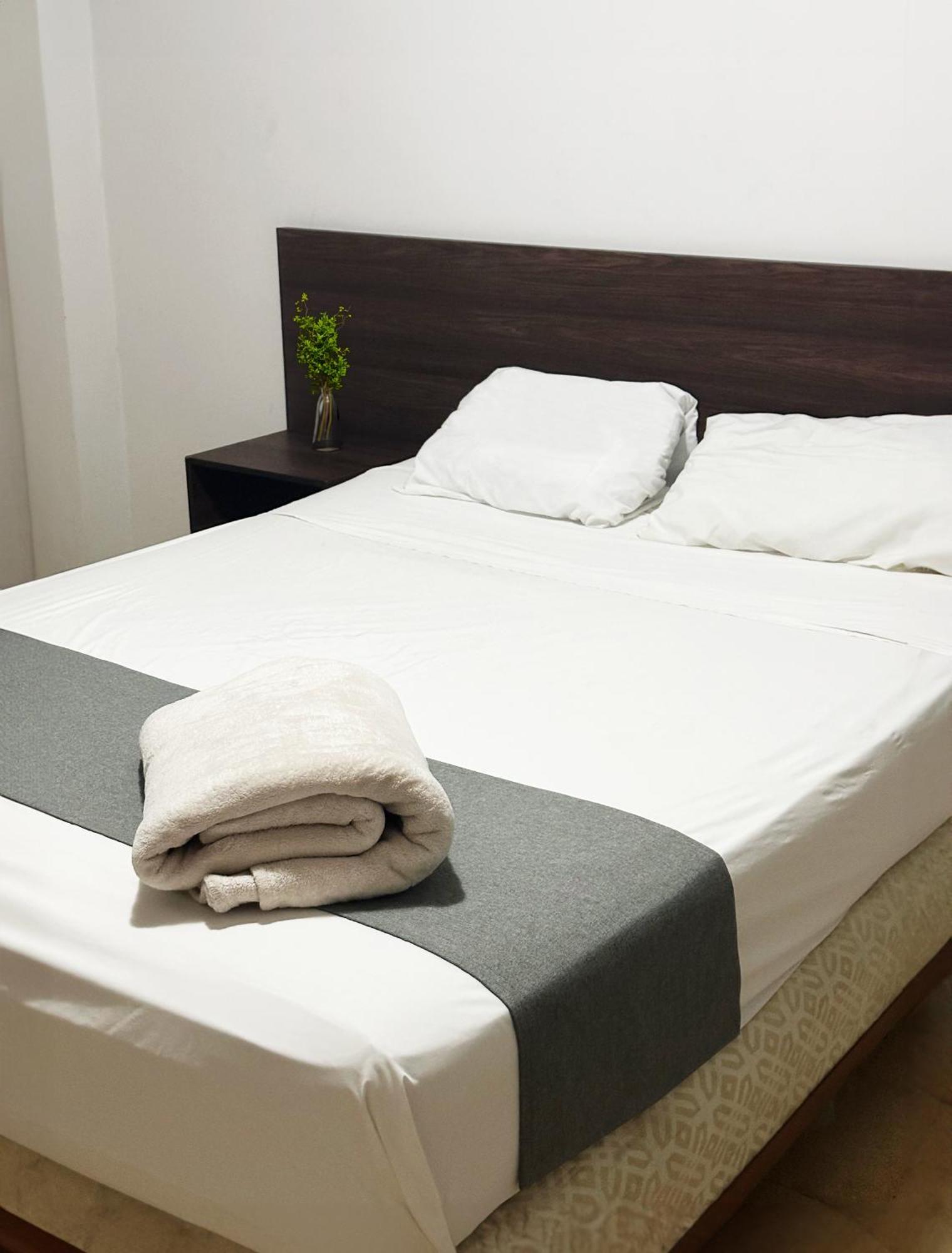 Hotel 2 Mares 2*
