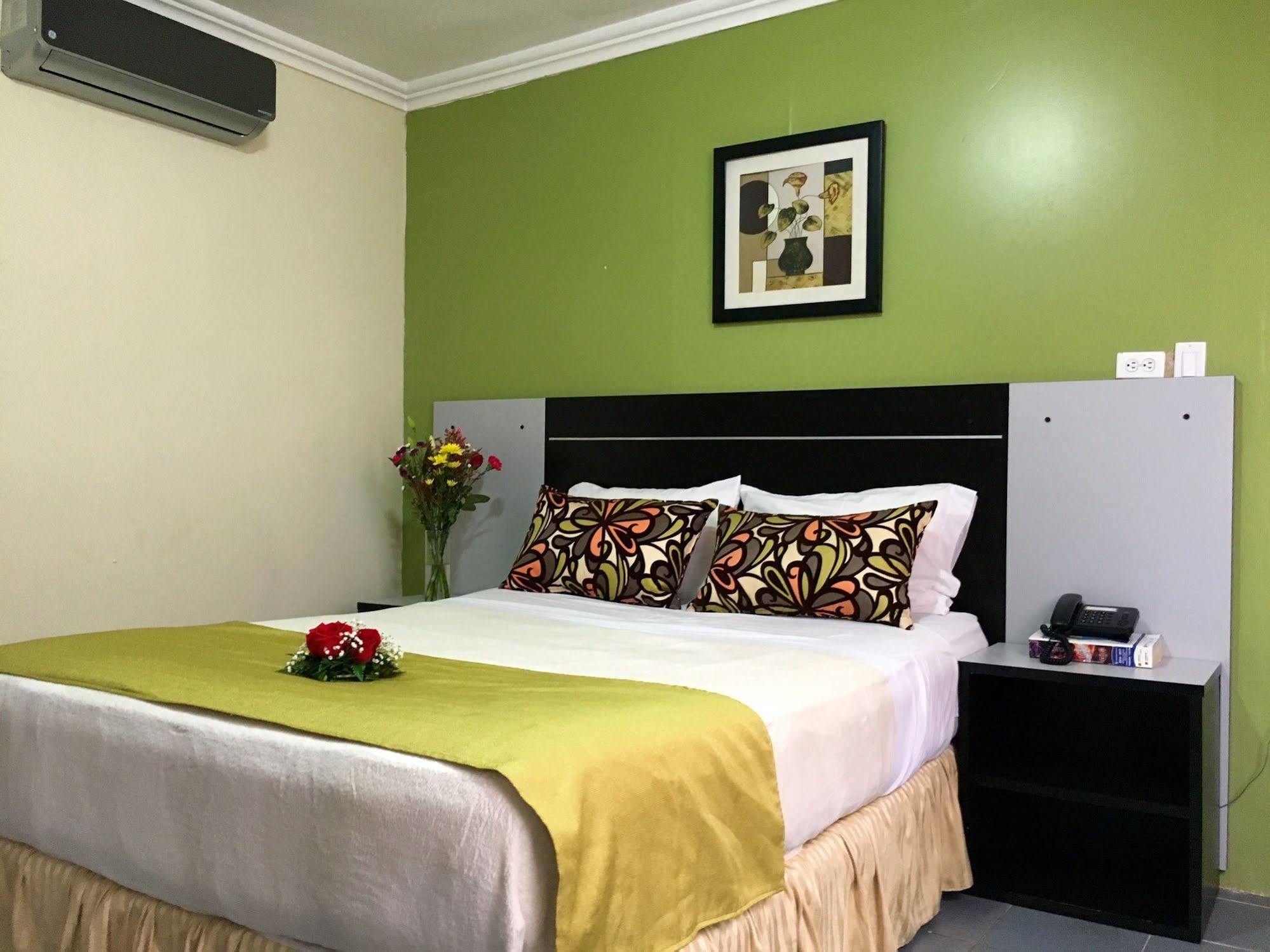 2 Mares Hotel Panama City